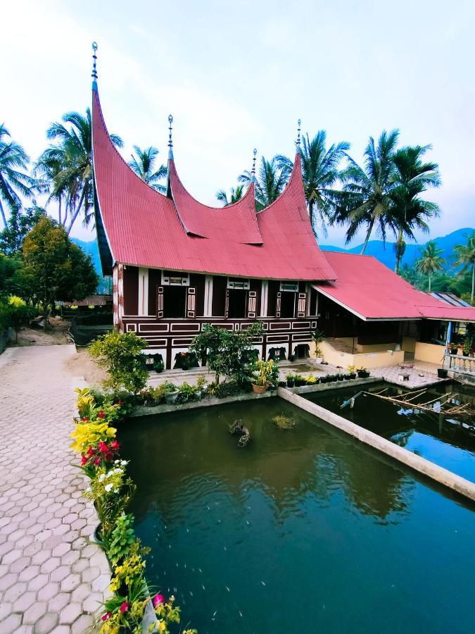 Rumah Gadang Tokama, Simarasok Baso Exterior photo